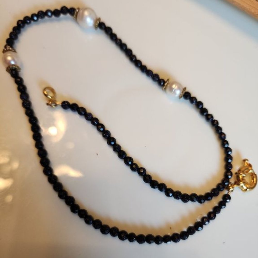 BLACK CHALCEDONY BEAD PEARL AND GOLD SPACER NECKLACE